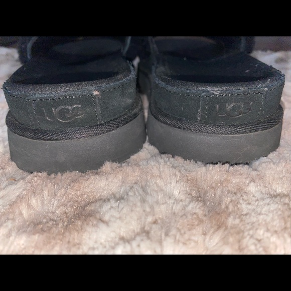 Ugg slides - Picture 2 of 2